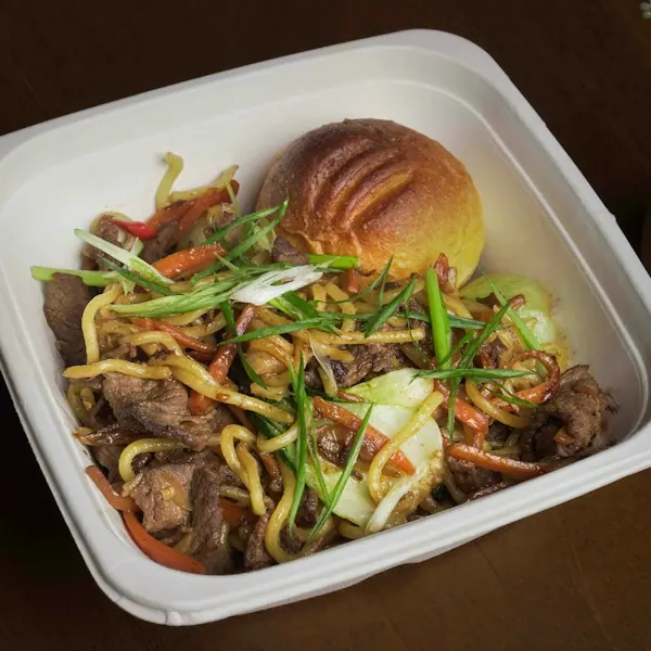 Beef Yaki Soba — Futigi, Fresh Meadows
